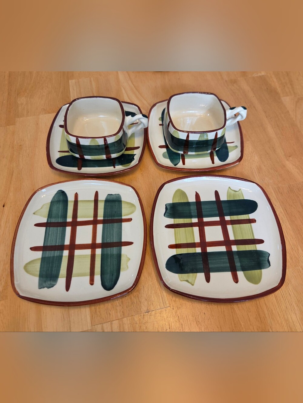 6 Pcs Vtg Blair Hand Decorated Ceramic "Gay Plaid" 2 Cups 2 Saucers 2 Dessert